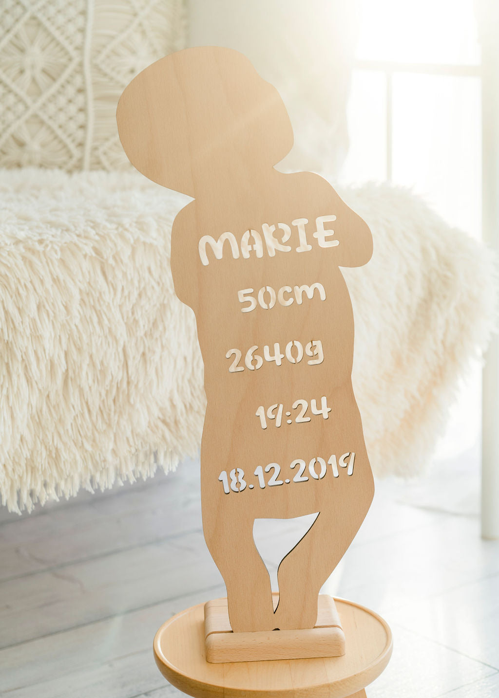 Echtmaß Babysilhouette stehend